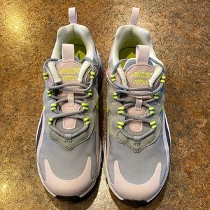 AIR MAX 270 REACT GS PARTICLE GREY BQ0103-010